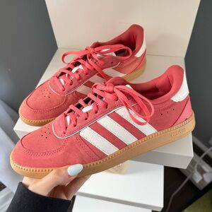 Brand New Adidas Cloudfoam Sneakers